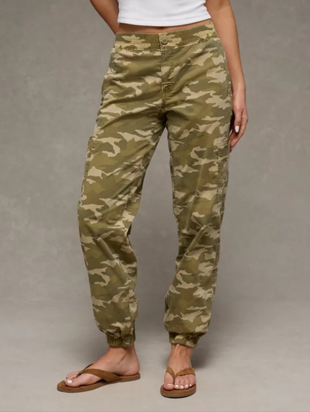 American Eagle Green High Waist Camo Cargo Joggers Pants New